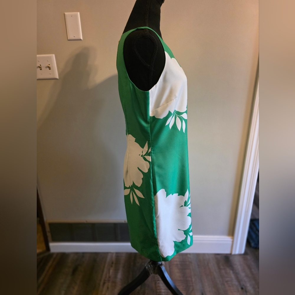 Banana Republic Green and White Floral Dress - Picture 2 of 4